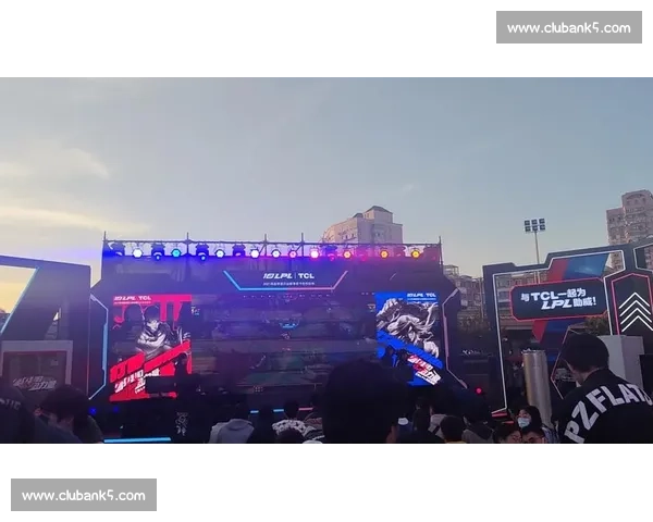 顶级电竞瞬间集锦精彩操作回顾燃爆你的视觉体验 顶级电竞瞬间集锦精彩操作回顾燃爆你的视觉体验